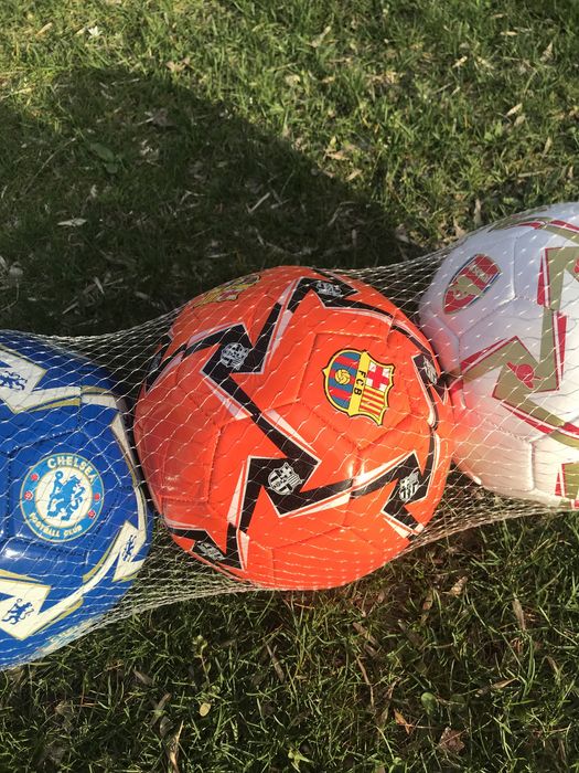 Футболни топки (+ баскетболна)