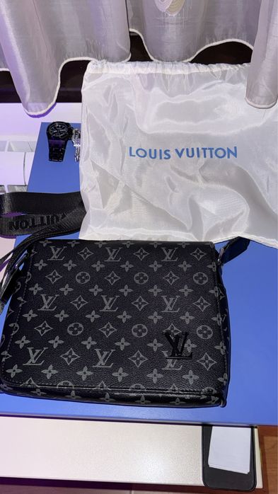 Louis vuitton чанта