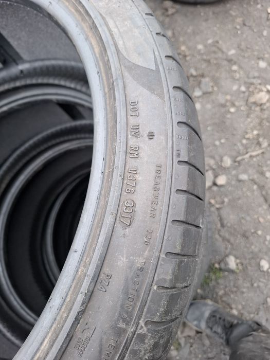 Vand set 4 anvelope 255 40 21 pireli bune de vara nu au defecte