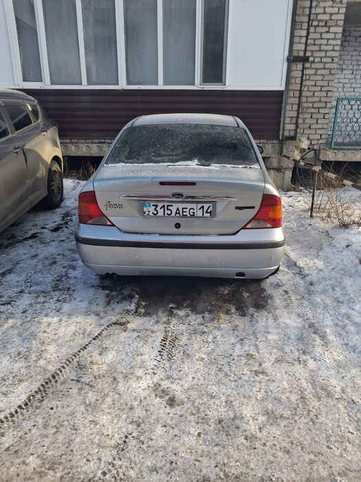 Форд фокус 2004года