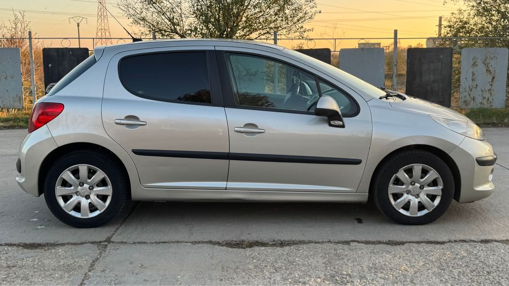 Peugeot 207 1.6 HDI 90cp