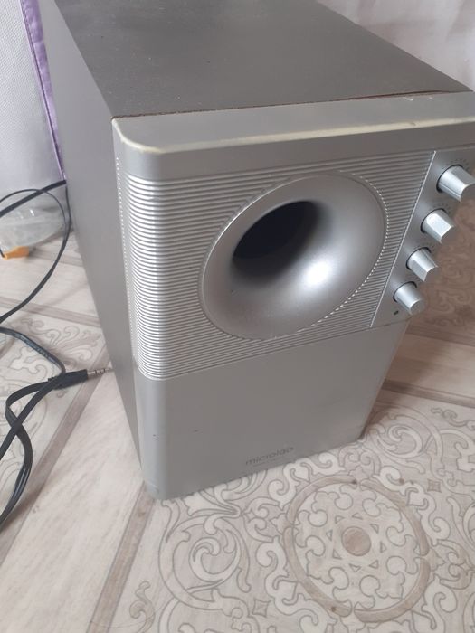 Продам Микролаб усилитель