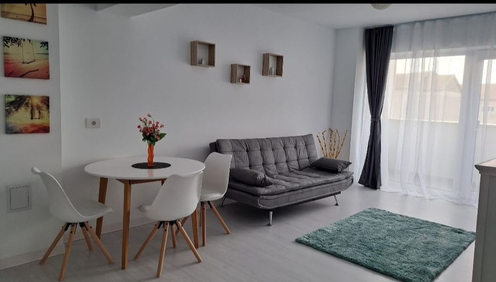 Inchiriez doua apartamente cu doua camere, in Prima Onestilor si Prima Green Nufarul !!! — fotografia 3