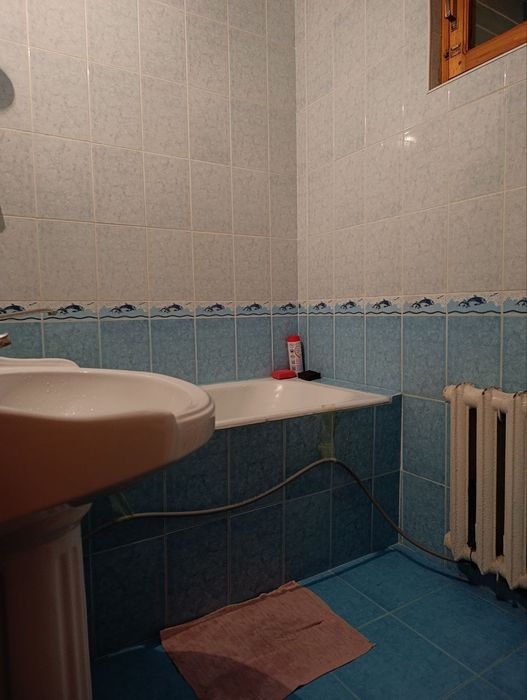 Алайский Ц6 .квартира 2/4/4все раздельно. 72000