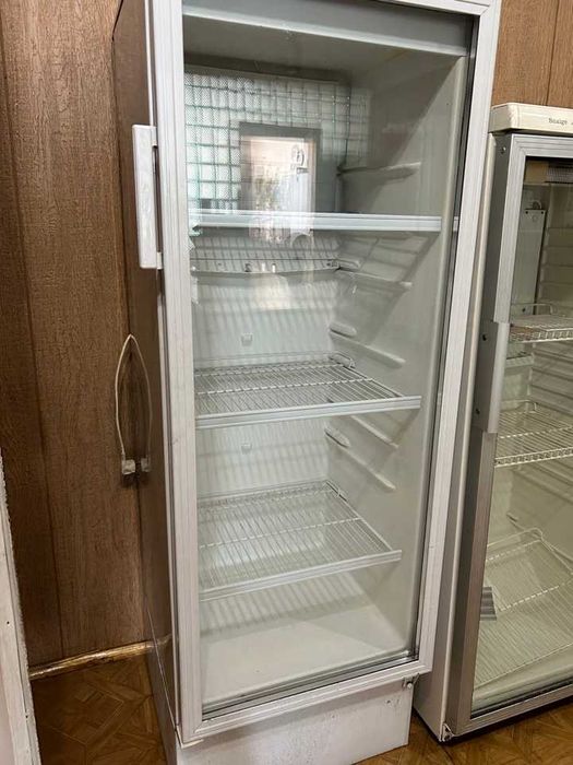 Витринные холодильники