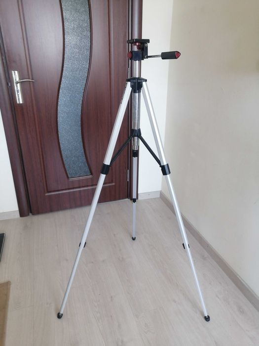 Статив за камери и фотоапарати