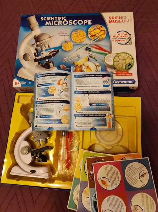 Детски микроскоп