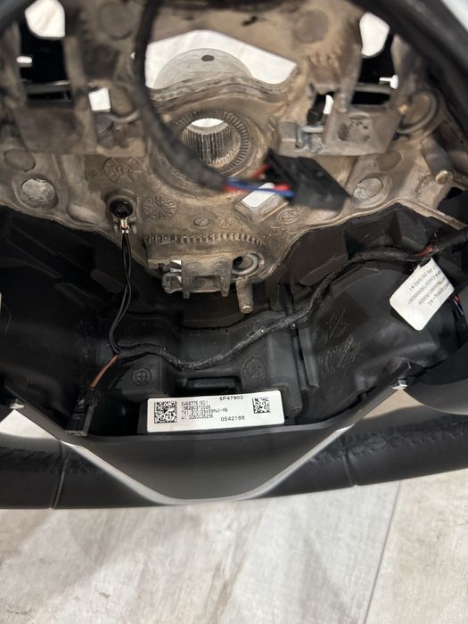 Оригинален BMW волан + airbag за  X1 F48,X2 F39,2 F45/F46