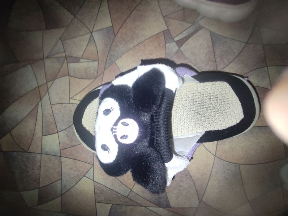 тапочки с куроми СРОЧНО!