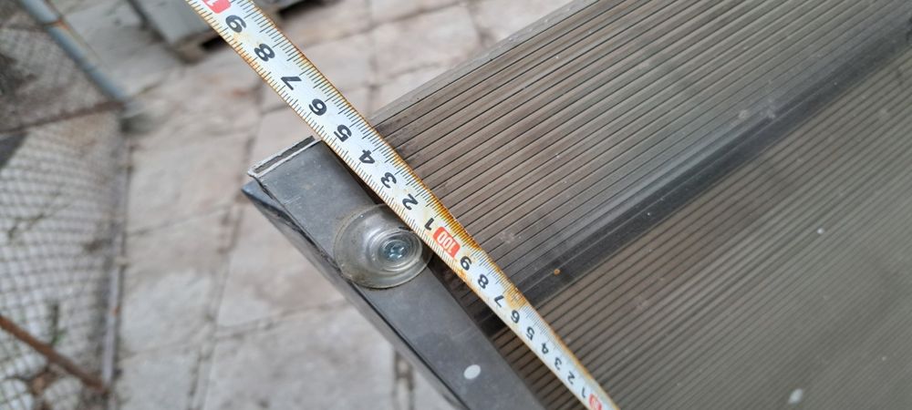 Навес за вендинг машина