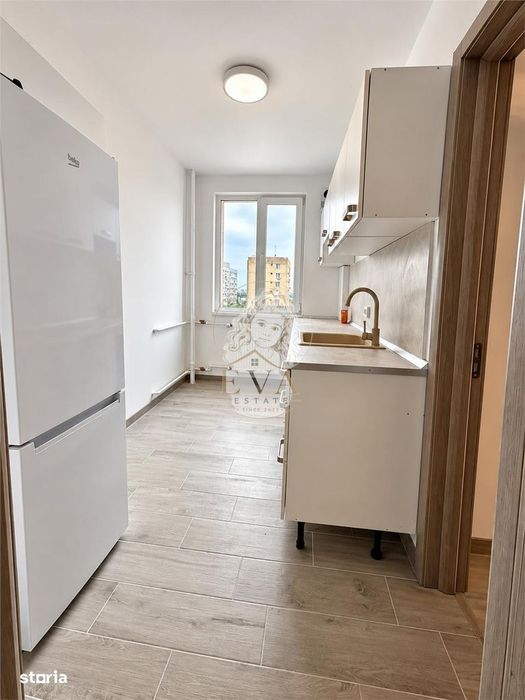 Apartament 2 camere renovat complet Metrou Raul Doamnei