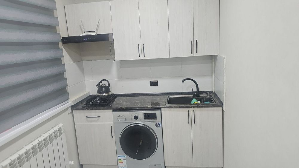 Срочно продается 2 комнатная квартира. С мебелью и техникой.