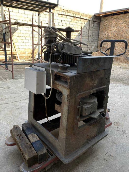 Электрический трубогибочный станок