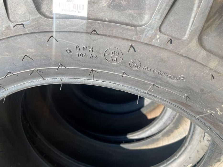 Cauciucuri noi 9.5-22 cu 6 pliuri marca BKT pentru tractor japonez