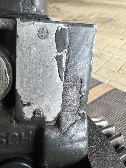 Pompa injectie Bosch si injectoare motor Mercedes OM364