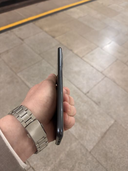 Redmi note 10 6/128 GB ideal srochna sotiladi