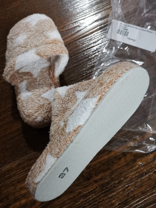 Papuci pufoși de casa