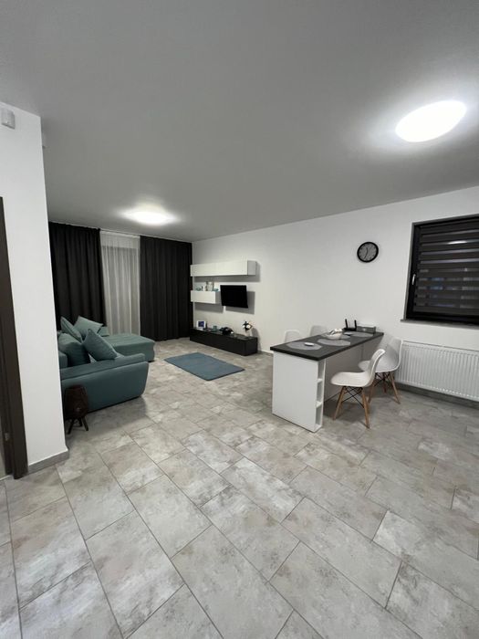 Inchiriez apartament Mamaia- Sat