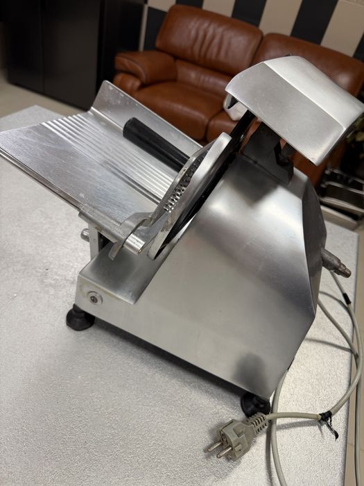 Feliator profesional