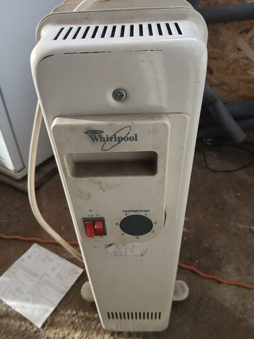 Calorifer de vânzare stare perfecta 220 lei vind calorifer stare de fu