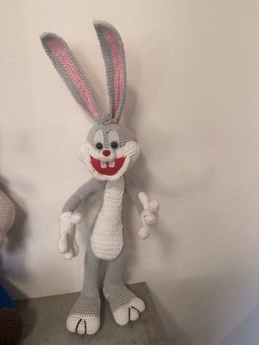 Ръчно плетен “Bugs Bunny”
