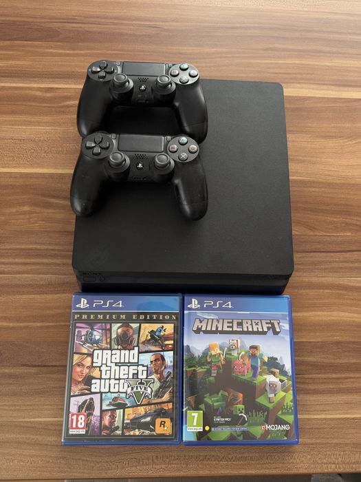 PlayStation 4 Slim