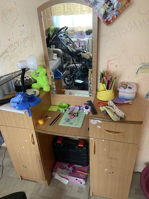 Отдам даром мебель