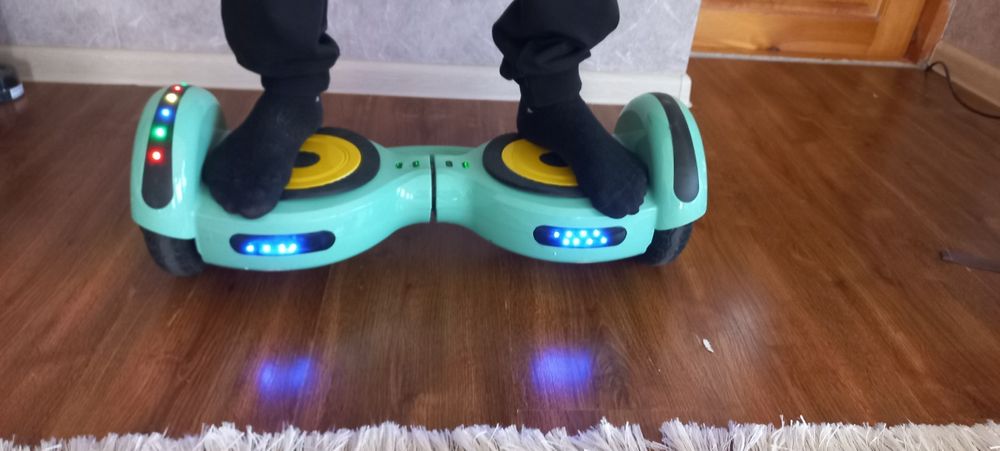 Скутер. Смарт скутер. Ховербоард Гироборд