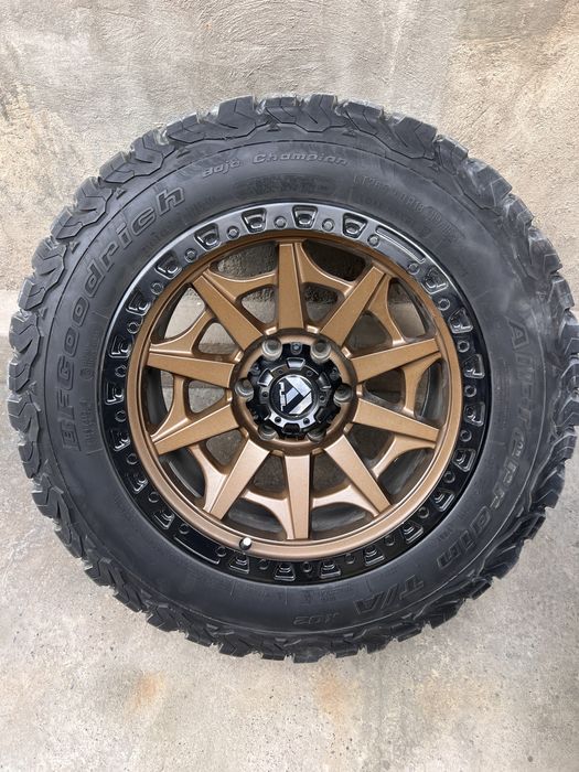 Диски с шинами комплект