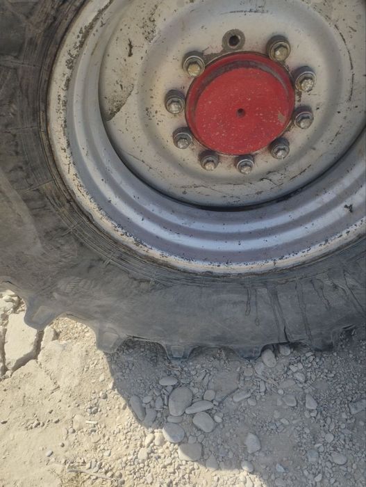 Case 2366 sotiladi matori yangi qilingan noldan