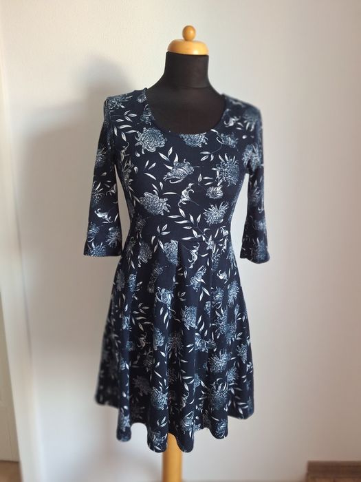 Rochie albastra cu flori mărimea Xs