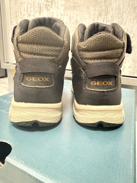Детски зимни обувки Geox