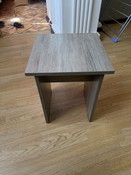 Табуретки кухонные