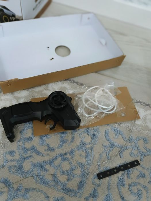 Продам внедорожник машинку