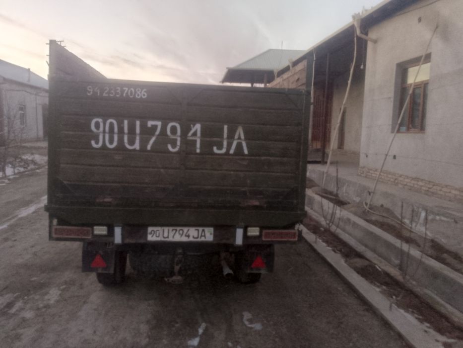 УАЗ сотилади.матор ремонт килинган.5та метан балон куйилган.350-400км