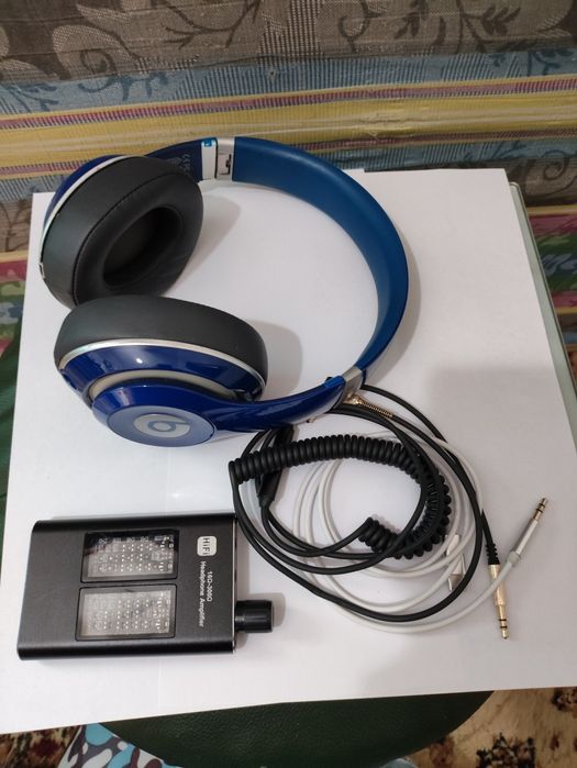 Продам на наушники