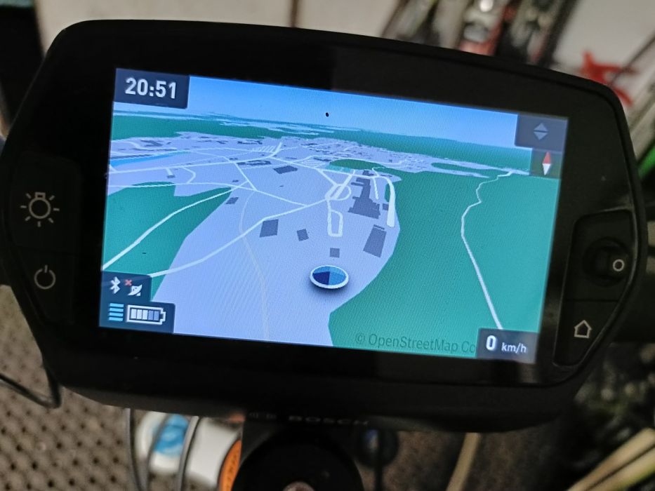Bosch Nyon pentru bicicleta electrica cu gps, navigatie