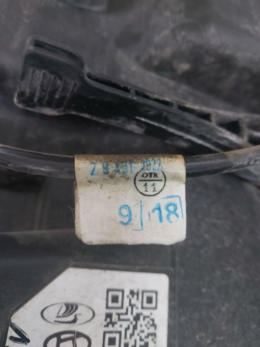 Фара левая Веста оригинал