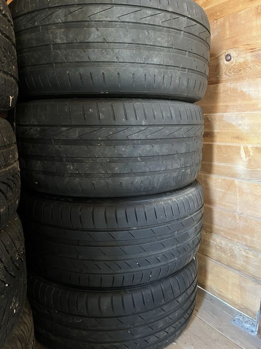 Jante aliaj 17” cu cauciucuri de vara