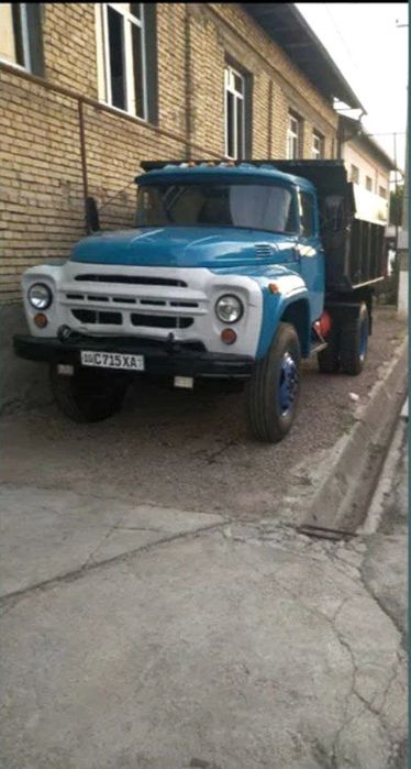 Zil sotiladi srochno