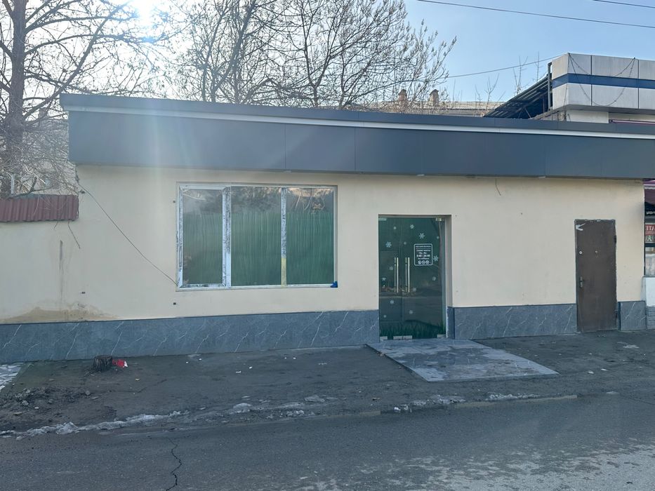 Сдается коммерческое помещение 50м2 на конечной автобусной остановки