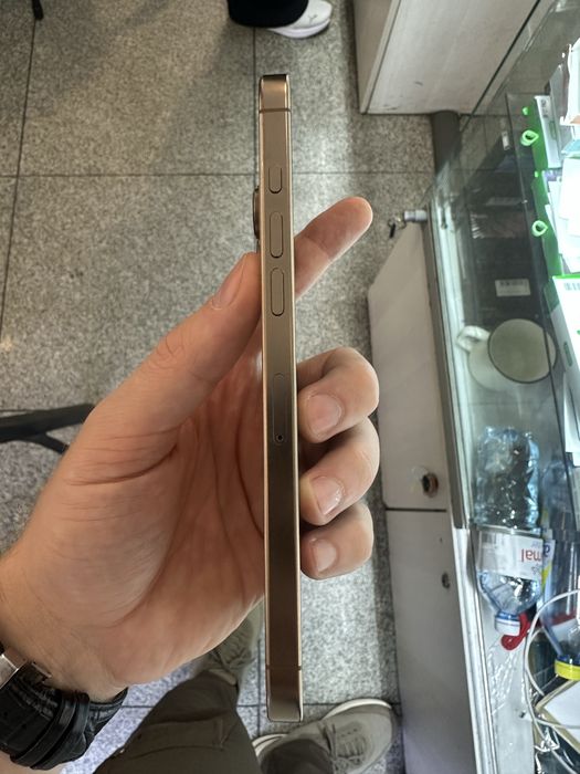 Iphone 16 pro max 256g