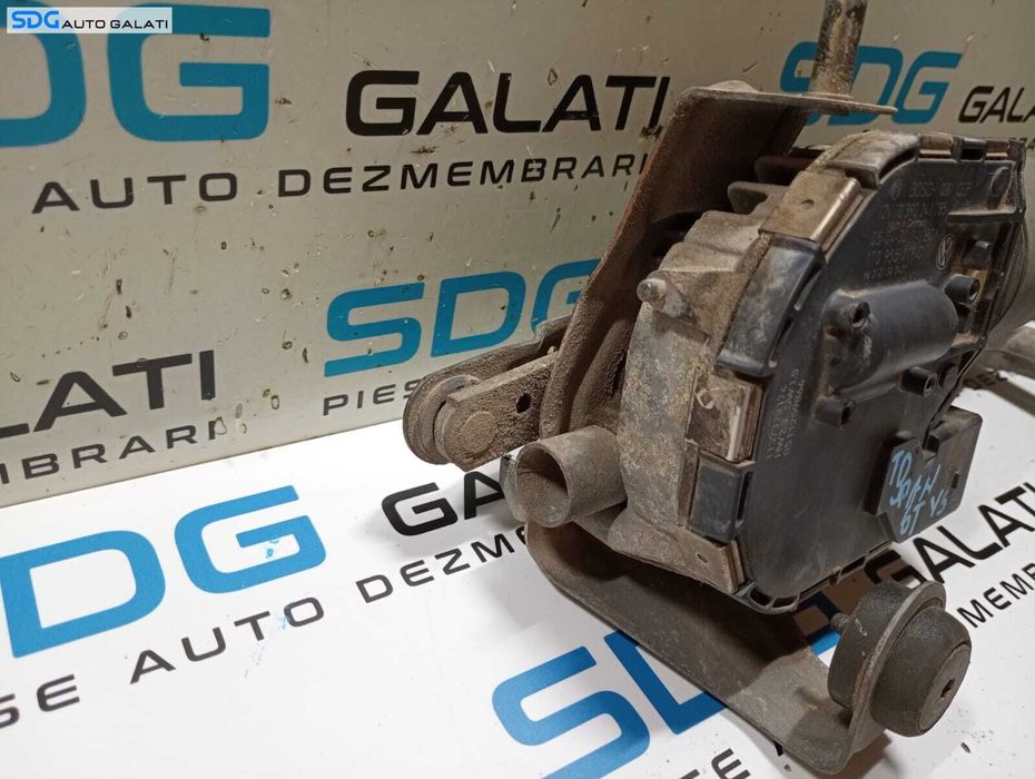 Ansamblu Motoras cu Brat Brate Stergator Stergator Stanga Fata Parbriz Volkswagen Touran 2003 - 2010 Cod 1T0955119C 0390241785 1T0955023E 3397020665 [M6225]