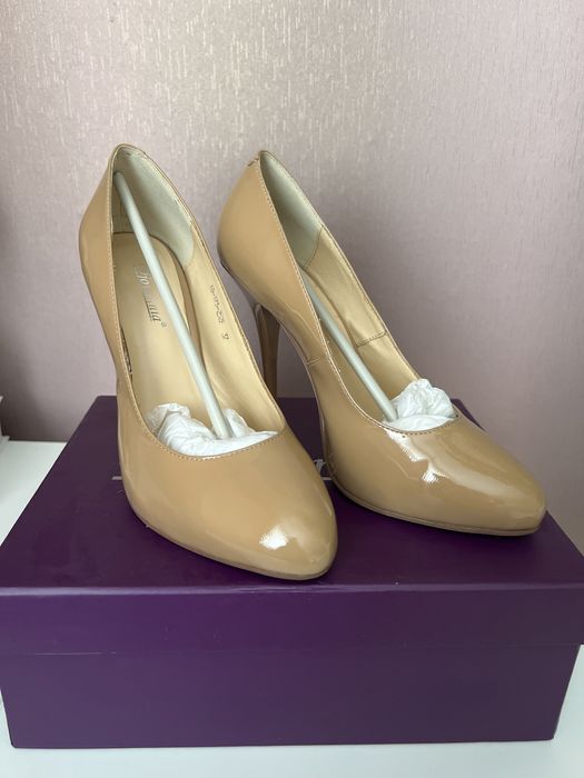 Базовые кожаные туфли