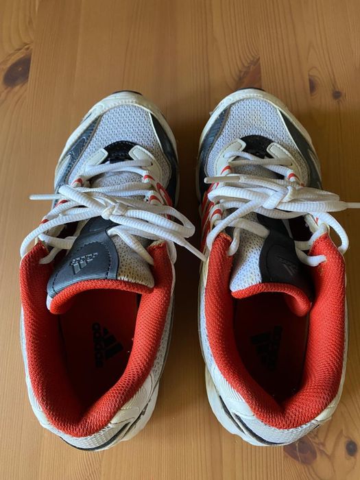 Кроссовки adidas