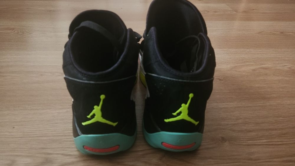 Jordan Zion 2 White Volt Dynamic Turquoise