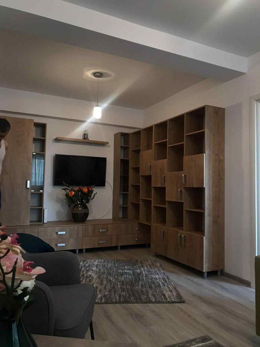 Închiriez apartament cu 2 camere Pacurari - View 4