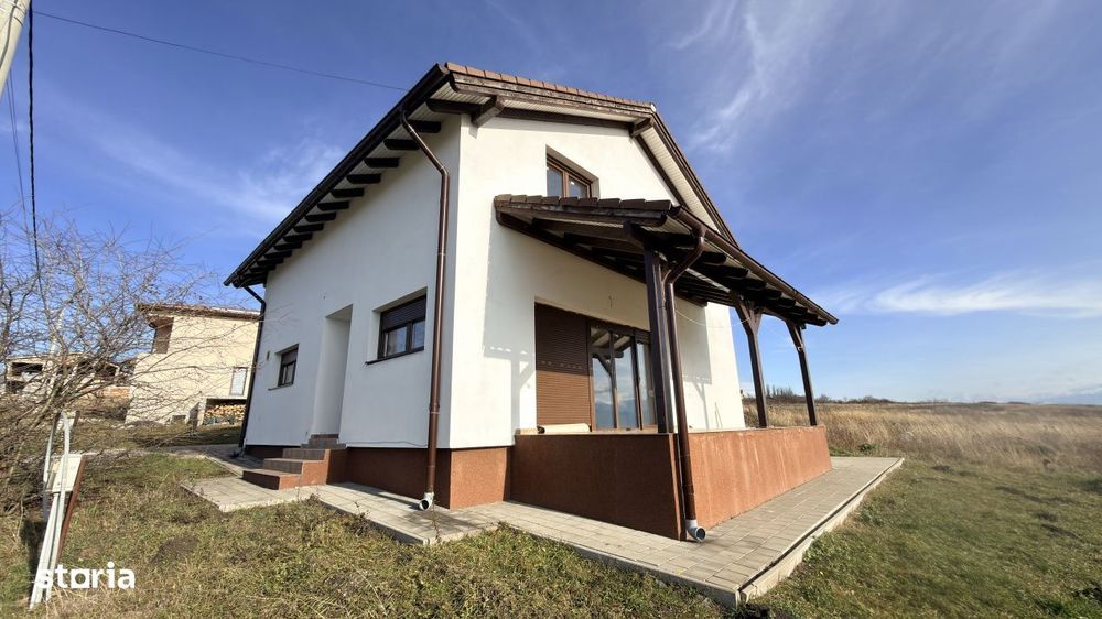 Casa 5 camere + teren 372mp cartier Bavaria
