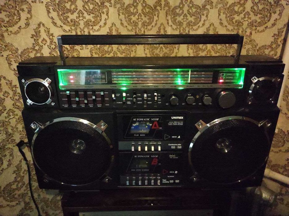 Unirex RX-6500;
"Ghettoblaster - Boombox"