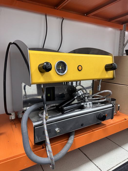 Продам кофемашину simonelli, Brasilia